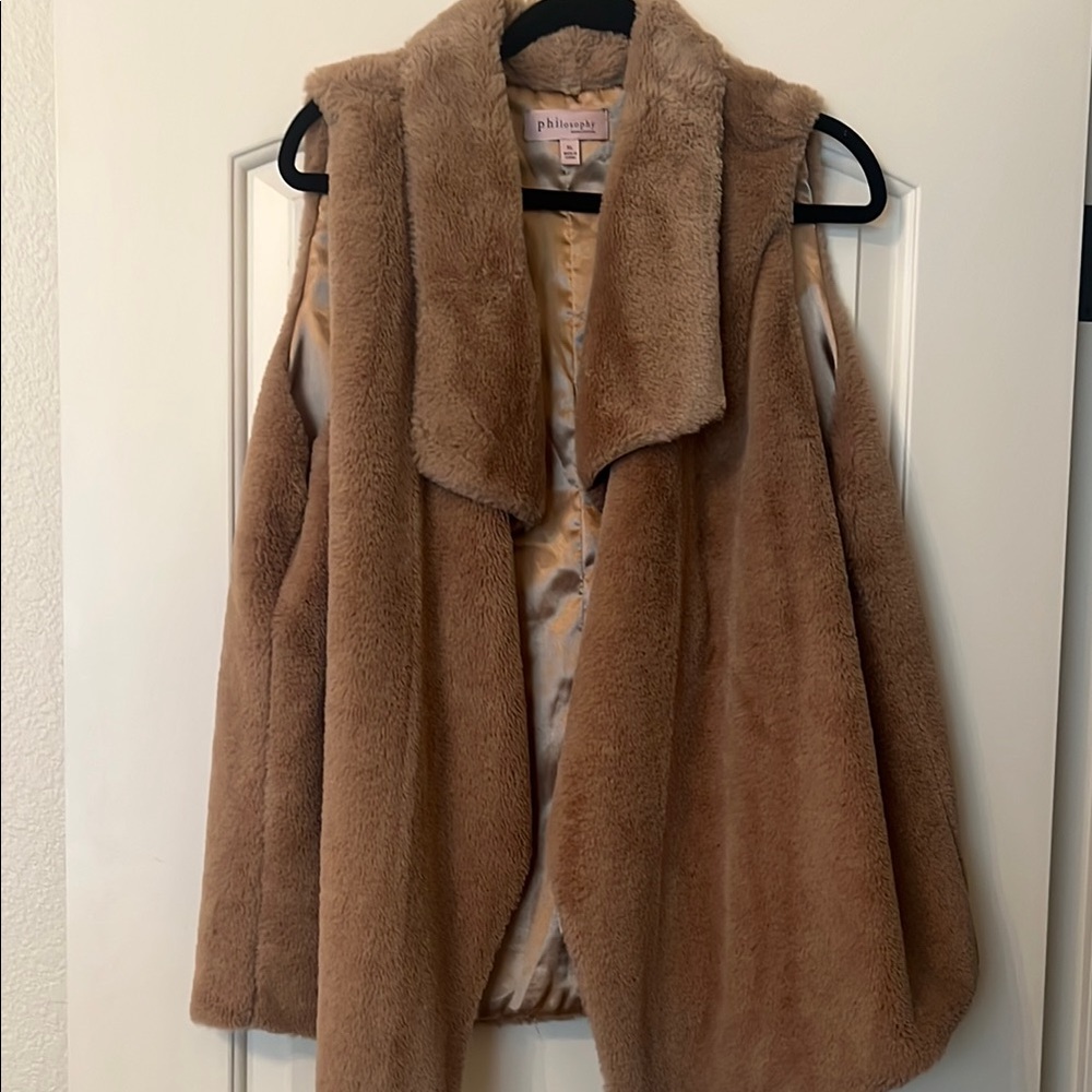 Oversized Lush Brown Faux Fur Vest - philosophy XL